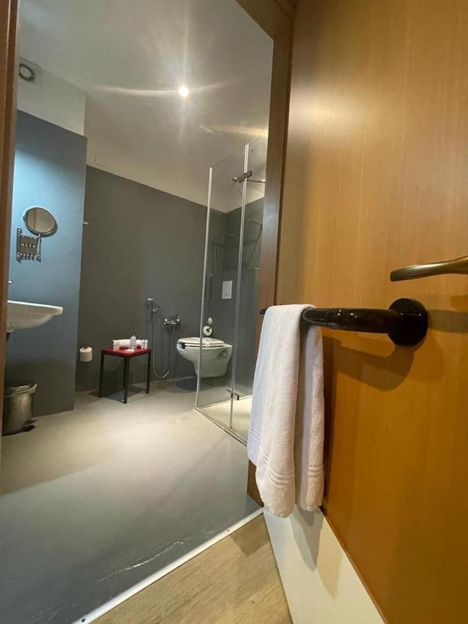 Wave Hotel Ачиреале Экстерьер фото