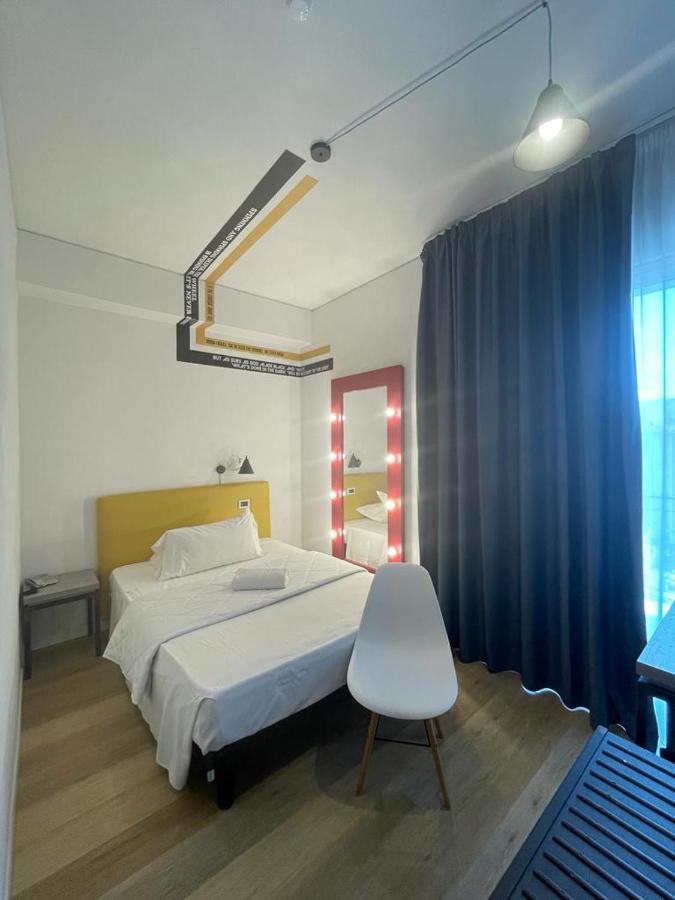 Wave Hotel Ачиреале Экстерьер фото